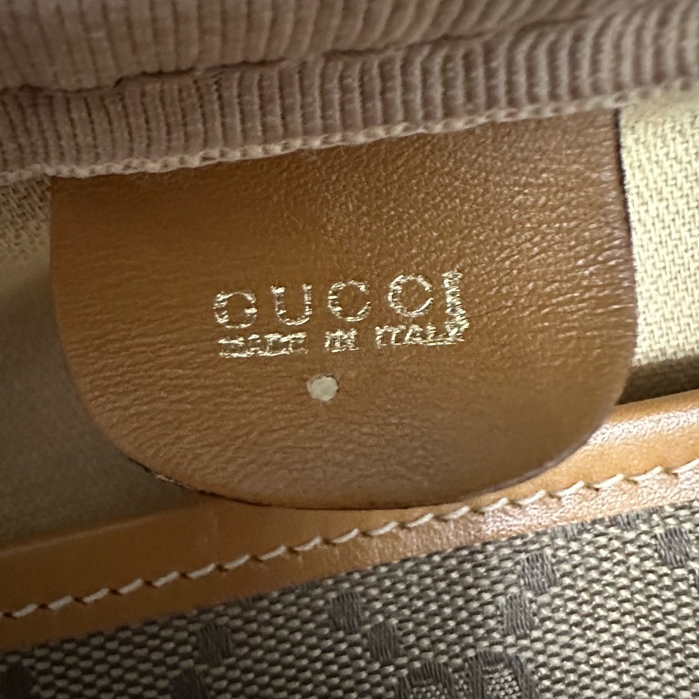 Gucci Brown Monogram Travel Bag - Picture 12 of 16